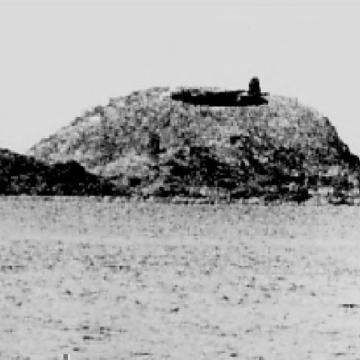 Marauder heading north past Restoration Island